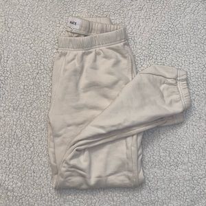 MATE The Label Relaxed Pocket Sweatpant in Bone